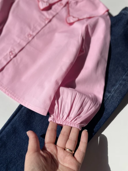 Kalp Detaylı Pembe Gömlek ve Koyu Mavi Kot Pantolon Takım - 7