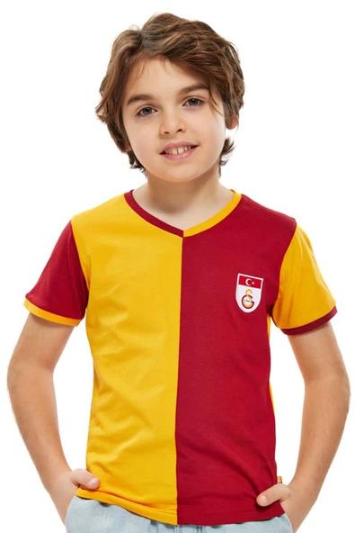 Galatasaray Orijinal Metin Oktay Çocuk T-shirt ve Şort Set - 3