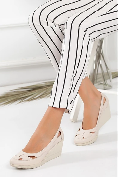 Ayakdaş 859 Kadın Kafes Dolgu Topuk Ayakkabı ürün görseli