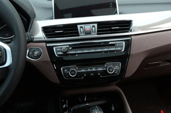 BMW X1 F48 2016 2019 Modeller Merkezi Kontrol Çerçevesi Krom Kapl - 3