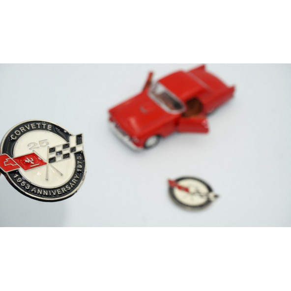 Chevrolet Corvette 25 Anniversary Çamurluk Yanı Rozet Logo Arma