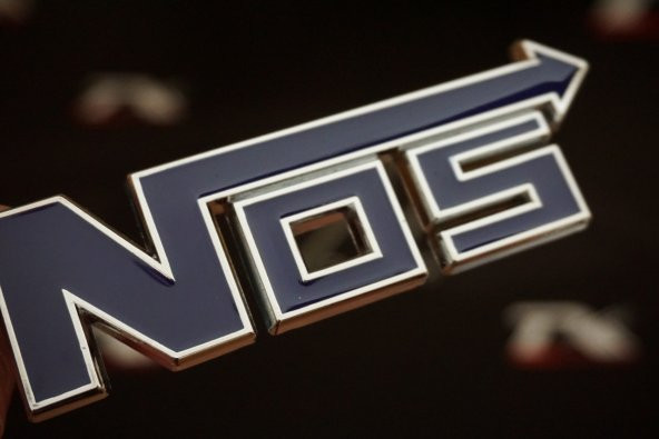 NOS Nitro Ön Panjur Metal 3D Vidalı Logo Amblem - 3