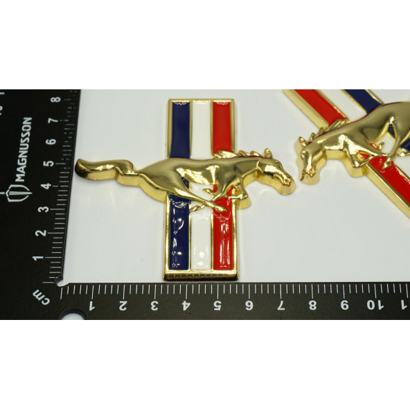 Mustang Koşan At Çamurluk Yanı 3M 3D Gold Metal Logo Amblem Seti - 4
