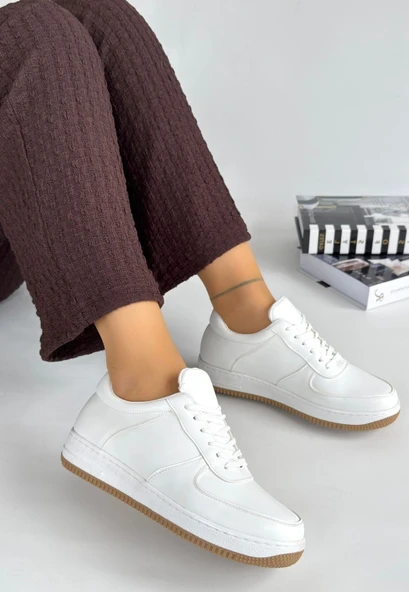 Pabucmarketi Beyaz Suni Deri Bağcıklı Kadın Spor Ayakkabı - Resim 2