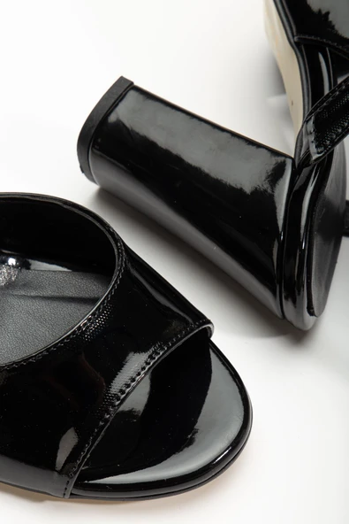 Lovisa Topuklu Siyah Rugan Kadın Ayakkabı - Resim 3