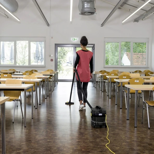 Karcher T 11/1 Classic 850W 11 Litre Profesyonel Torbalı Süpürge - Siyah - 5