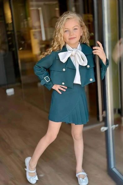 Kız Çocuk Yakası Bağlama ve Gold Şerit Detaylı Gömlek Blazer Ceket Pliseli Haki Etekli Takım