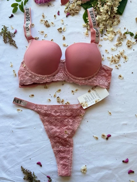 LOVE SECRET Dolgulu Sütyen ve Desenli Tanga Şık, Taşlı ve Rahat Kadın İç Giyim