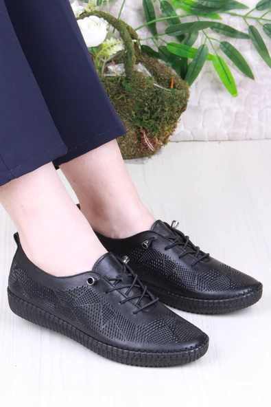 Pepita 427892 Anatomik Rahat Esnek Lastik Bağcıklı Hakiki Deri Kadın Ayakkabı ürün görseli