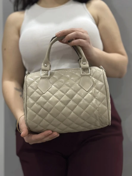 Kapaksız kapitone bej cilt çanta - Resim 4