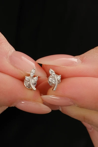 Gümüş rodyumlu zirkon taşlı yaprak küpe  SGTL12846RODAJ ürün görseli