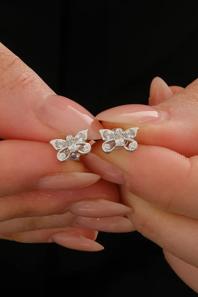 Gümüş rodyumlu zirkon taşlı kelebek küpe  SGTL12847RODAJ ürün görseli