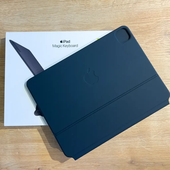 Apple 11 inç iPad Pro (4. nesil) ve iPad Air (5. nesil) için Magic Keyboard Türkçe F Klavye MXQT2TU/A       - Outlet - 6
