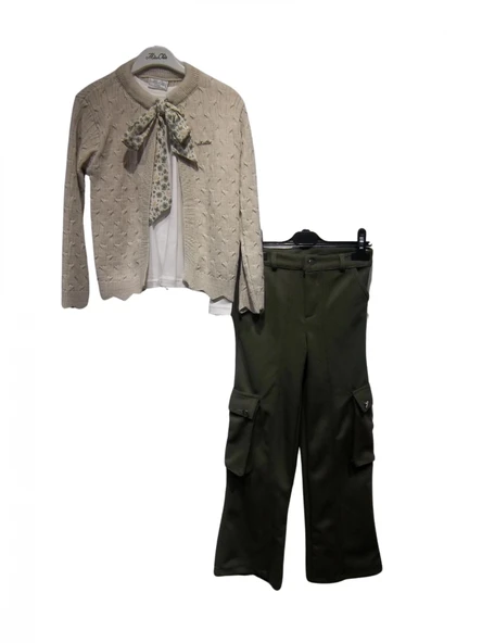 TRİKO HIRKALI FULARLI KIZ TAKIM ürün görseli