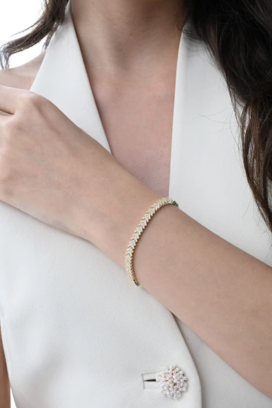 Gümüş altın yaldızlı zirkon taşlı modern görünümlü v model uzay yolu bileklik SGTL12855GOLD - Resim 5