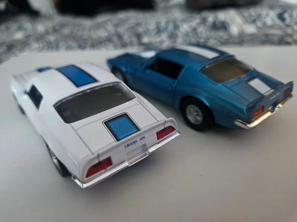 Welly 1972 PONTIAC FIREBIRD TRANS AM - 4
