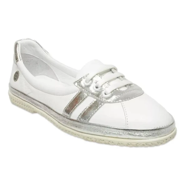 MAMMAMİA D25YA-715 YUMUŞAK DERİ GÜNLÜK KADIN BABET AYAKKABI ürün görseli 1