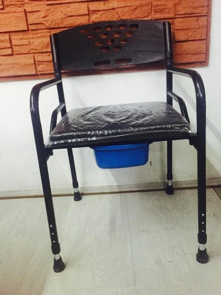 Kamp Wc Yükseklik Ayarlı Hasta Tuvalet Sandalyesi - 2