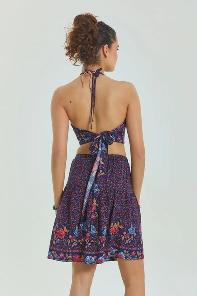 Sırtı Açık Boyundan Bağlamalı Kuplu Crop Bluz - 4