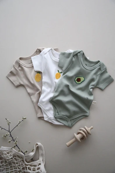 3lü Nakışlı Çıtçıtlı Kısa Kollu Body Zıbın Model 3