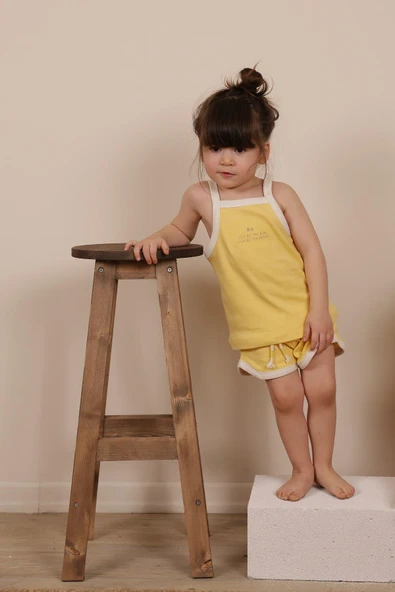 Pastel Sarı Askılı Şortlu Takım