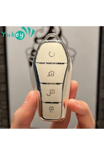 Yıldız Tuning  BYD Atto 3 EV Beyaz-Silver Anahtar Kılıfı