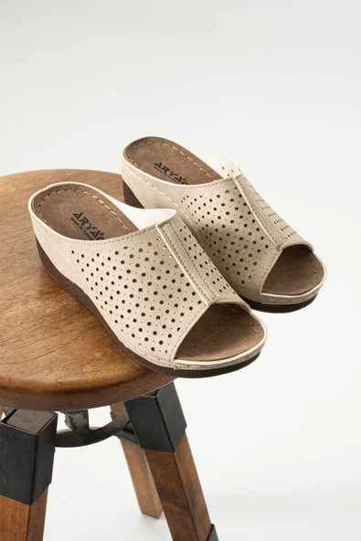 Albishoes Nicky Kadın Kalın Taban Yumuşak 6 CM Gizli Dolgu Topuk Anne Kadın Ev Terlik Günlük Terlik - 2