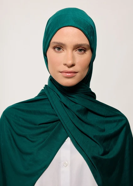 Rabia Z - zümrüt yeşili