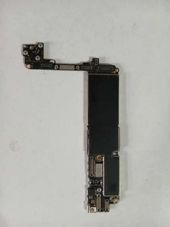 ASLANTİC  İPHONE 7 İŞLEMSİZ SAĞLAM ANAKART İCLOUD VAR ürün görseli 1