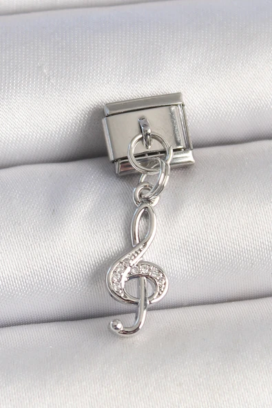 Gümüş Renk Zirkon Taşlı Sol Anahtar Model Nomination Charm - EBJ250501W33152 ürün görseli