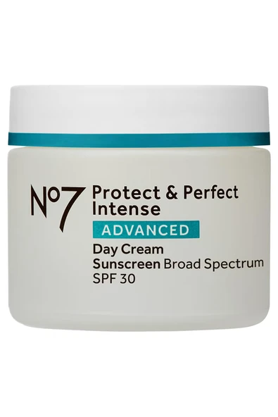 No7 Protect & Perfect SPF30 Gündüz Kremi 50ML