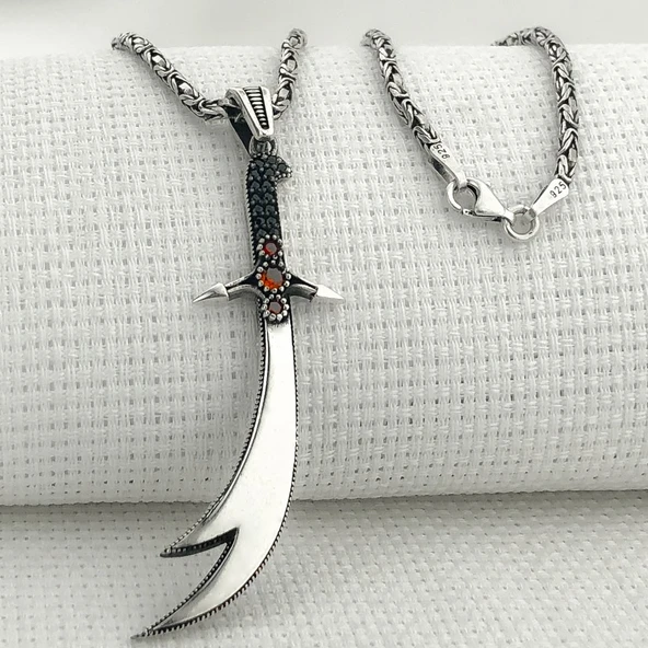 925 Ayar Gümüş Kırmızı Taşlı Zülfikar Kral Zincir Kolye ürün görseli