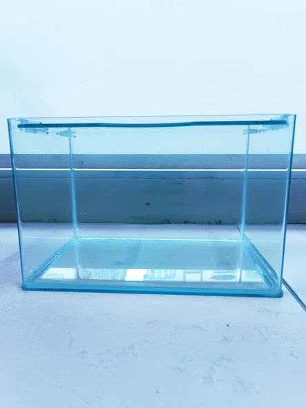 İthal Oval Kenarlı Akvaryum  30x20x20 h
