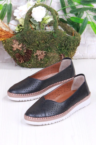 Mehmet Mete 1007 Rahat Lazer Delikli Hakiki Deri Kadın Ayakkabı - Resim 4