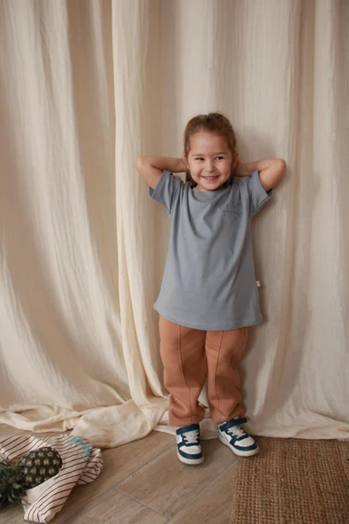 Açık Gri Nakışlı Oversize T-shirt - 2