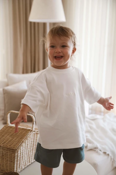 Beyaz Bisiklet Yaka Oversize T-shirt Bebek - Çocuk - 5