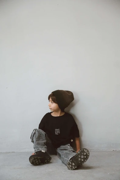 Siyah Bisiklet Yaka Oversize T-shirt Bebek - Çocuk - 4