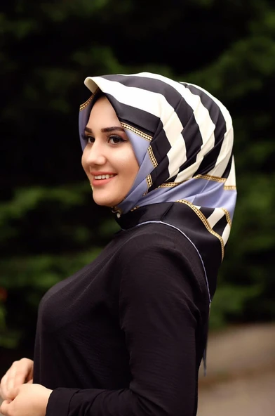 Desenli Eşarp