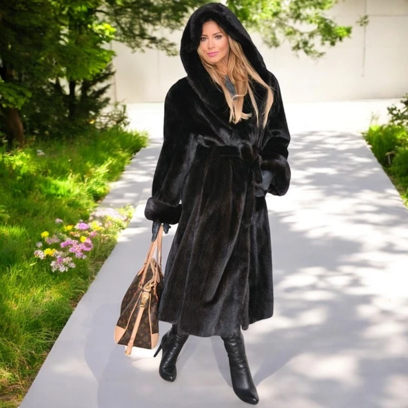 Kışlık Uzun Kadın Peluş Ceket ürün görseli 1