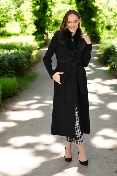 Kürk Yaka Kadın Kaşmir Kaşe Kaban ürün görseli 1