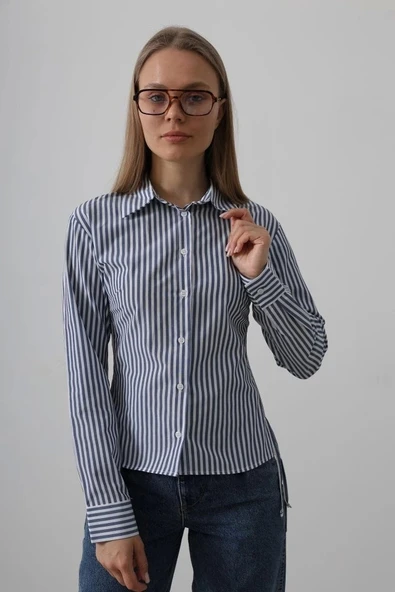 Yanları Büzgülü Çizgili Gömlek - Çizgili İndigo ürün görseli