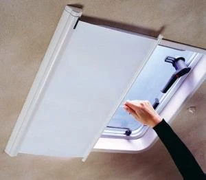 Oceanair Hatch Shade. Yatay veya dikey olarak kullanılabilir
