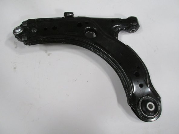 VOLKSWAGEN BORA- 99/05 ÖN ALT TABLA BURÇLU/ROTİLLİ SAĞ (SH) - 3