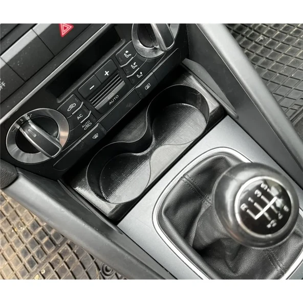Audi A3 Bardak Tutucu Uyumlu Şık ve Dayanıklı