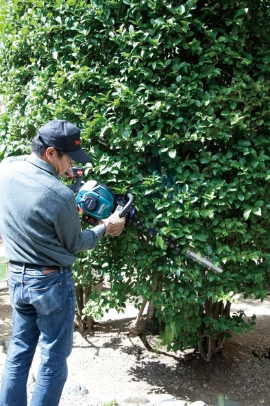 Makita EH6000W Benzinli Çit Budama Makinası 22.2 cc/1.0 hp - 2