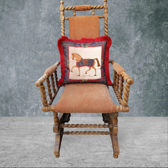 At Çift Taraflı Dekoratif Püsküllü - Saçaklı Kırlent Kılıfı 1 Adet 43x43cm