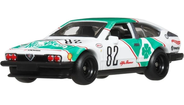 Hot Wheels Boulevard Premium Araçlar GJT68 - JBL16 ALFA ROMEO GTV6 3.0 - 5