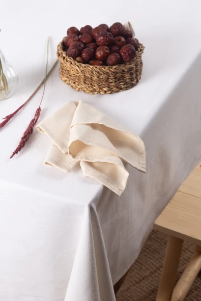 Premium | Beyaz Masa Örtüsü - 3