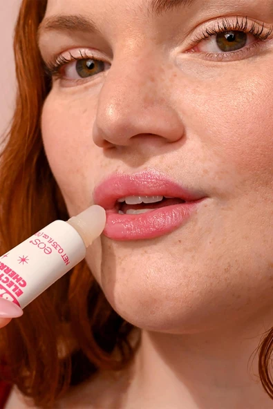 EOS Electric Cherry Dudak Balsamı 10ML - 5