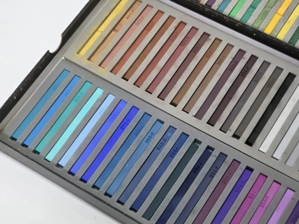 Prismacolor Premier Nupastel 96'lı Pastel Boya Seti (Kırıklı) - 7